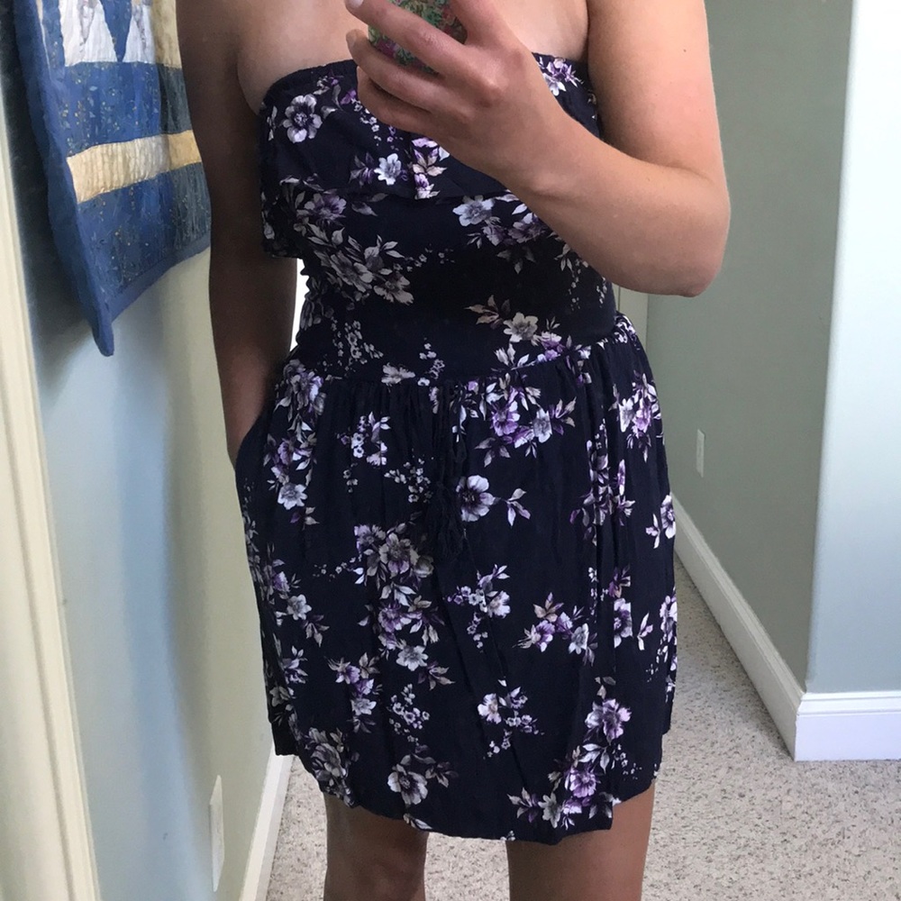 Strapless Dress 🌺 - Picture 2 of 6